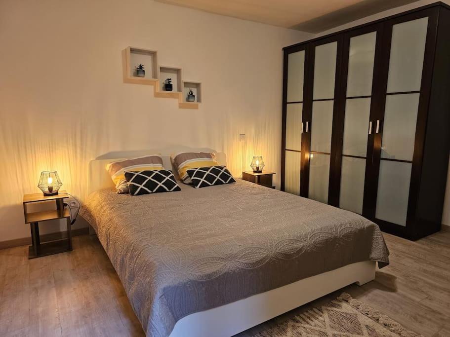 Joli Appartement En Face De Lac เนาทัว ภายนอก รูปภาพ